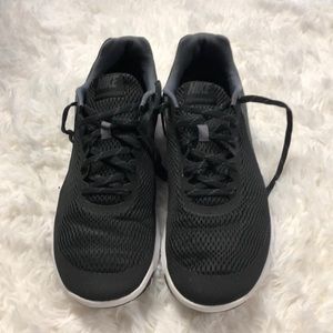 Nike Flex Experience RN 5 size 12